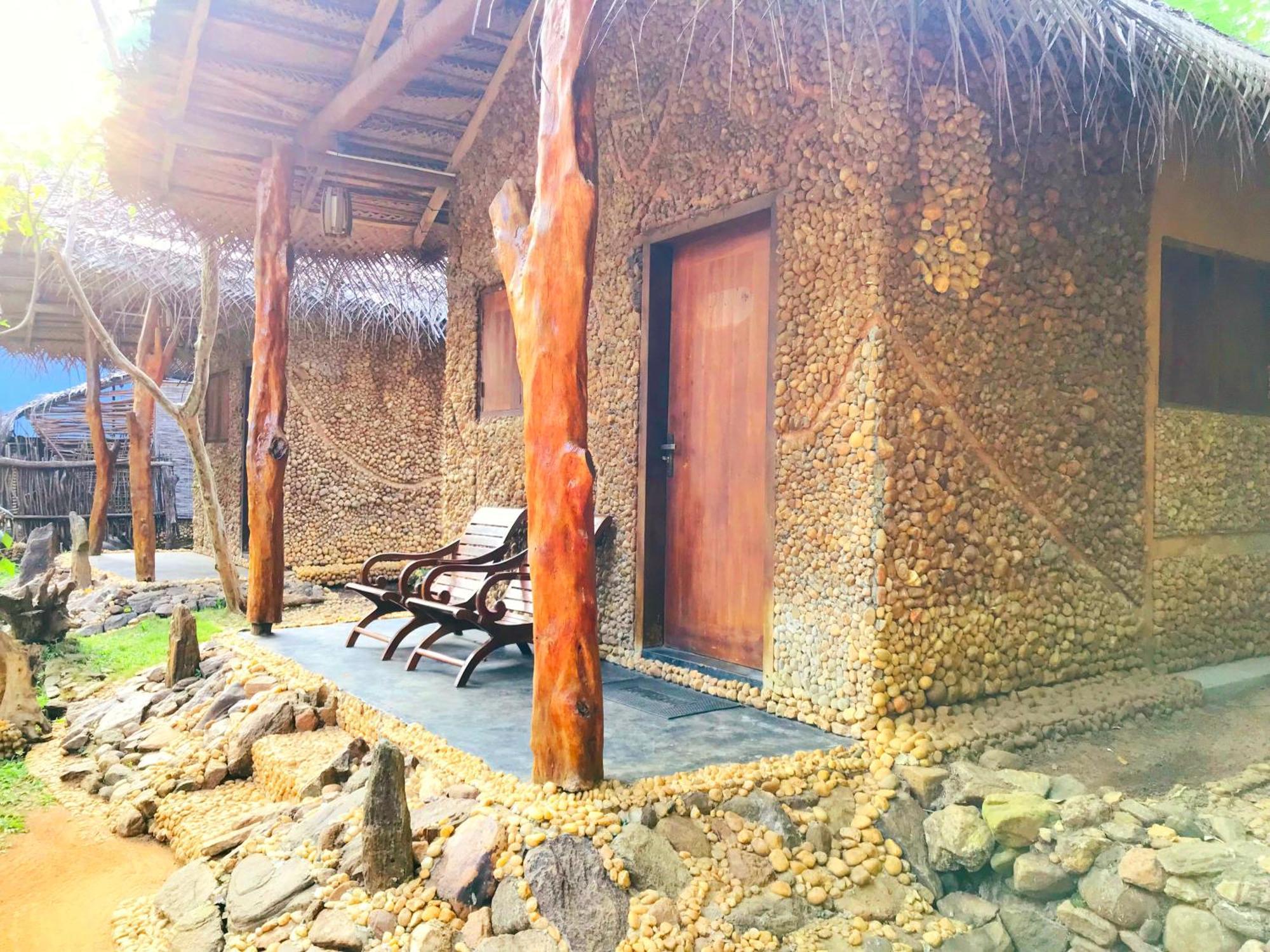Atha Safari Resort & Riverside Camping Удавалаве Екстер'єр фото